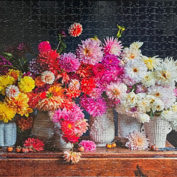 Dahlias, 750 piece puzzle, Artisan Puzzles - Picture 6 of 6
